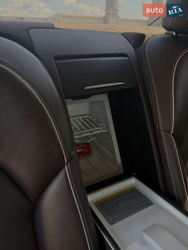 Седан Audi A8 2013 в Киеве