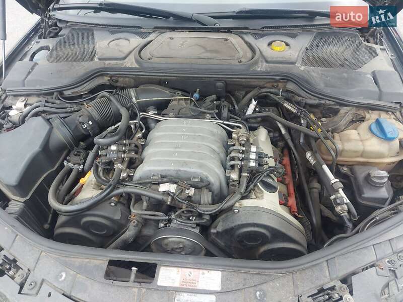 Седан Audi A8 2005 в Днепре