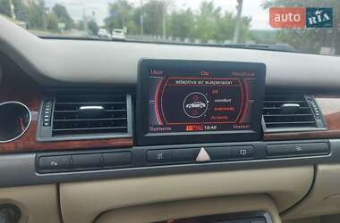 Седан Audi A8 2005 в Днепре