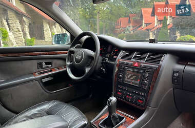 Седан Audi A8 2001 в 