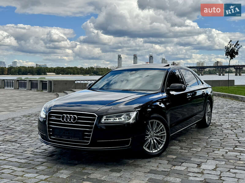 Седан Audi A8 2017 в Киеве