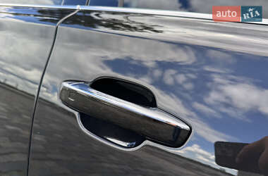 Седан Audi A8 2017 в 