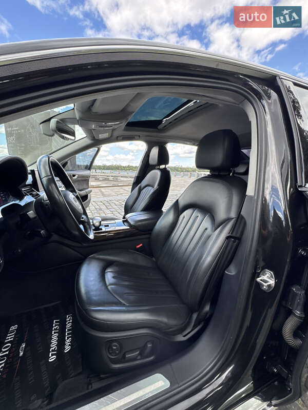 Седан Audi A8 2017 в Киеве