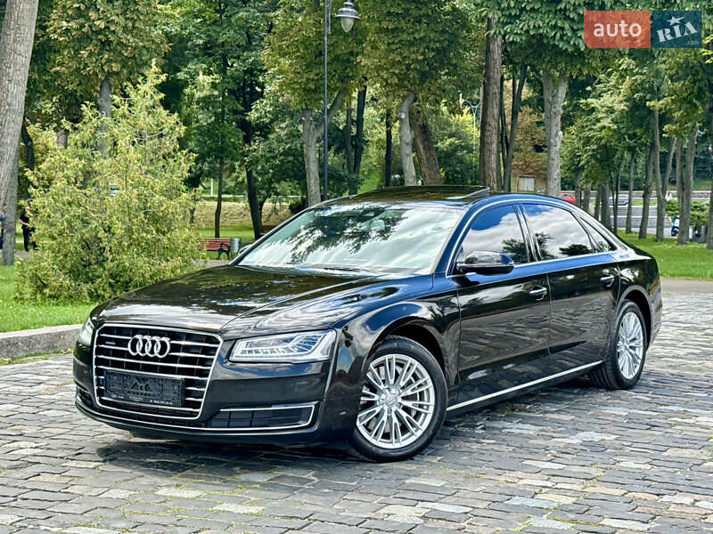 Седан Audi A8 2017 в Киеве