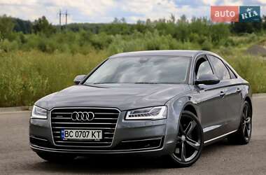 Седан Audi A8 2015 в Дрогобыче