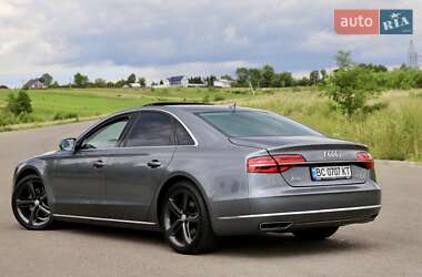 Седан Audi A8 2015 в Дрогобыче