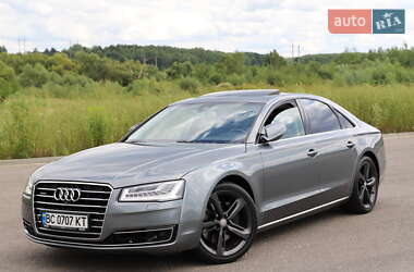 Седан Audi A8 2015 в Дрогобыче