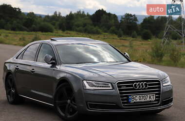 Седан Audi A8 2015 в Дрогобыче
