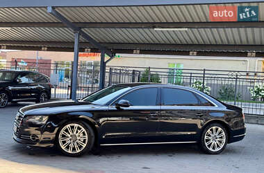 Седан Audi A8 2011 в 