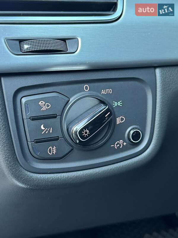 Седан Audi A8 2010 в Лубнах фото 27 Седан Audi A8 2010 в Лубнах