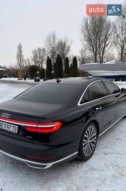 Седан Audi A8 2018 в 