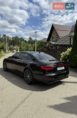 Седан Audi A8 2017 в 