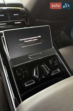 Седан Audi A8 2017 в 