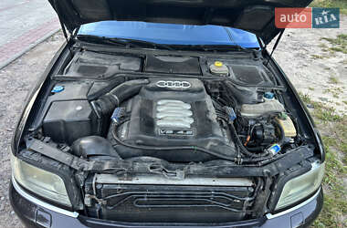Седан Audi A8 2002 в 