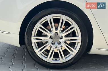 Седан Audi A8 2014 в 