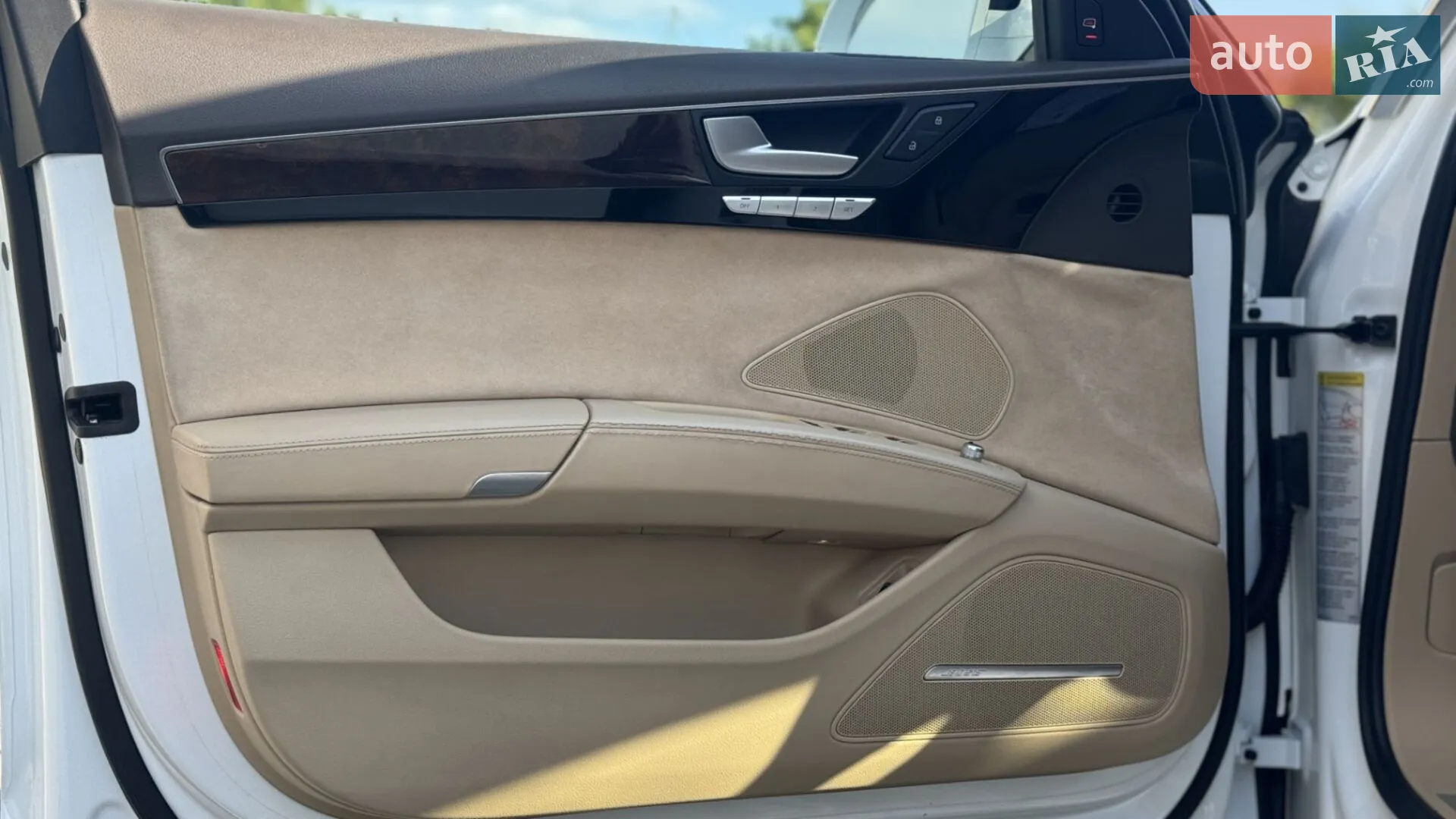 2014 Audi A8 - мініатюра 27
