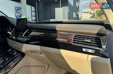 Седан Audi A8 2014 в 