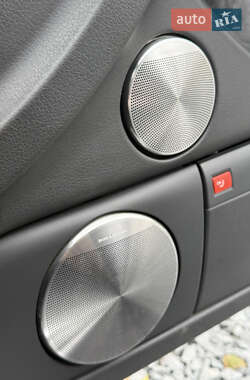 Седан Audi A8 2009 в Звягеле