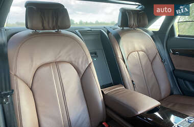 Седан Audi A8 2011 в 