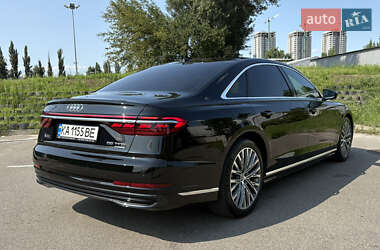 Седан Audi A8 2022 в 