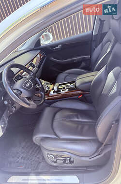 Седан Audi A8 2013 в 