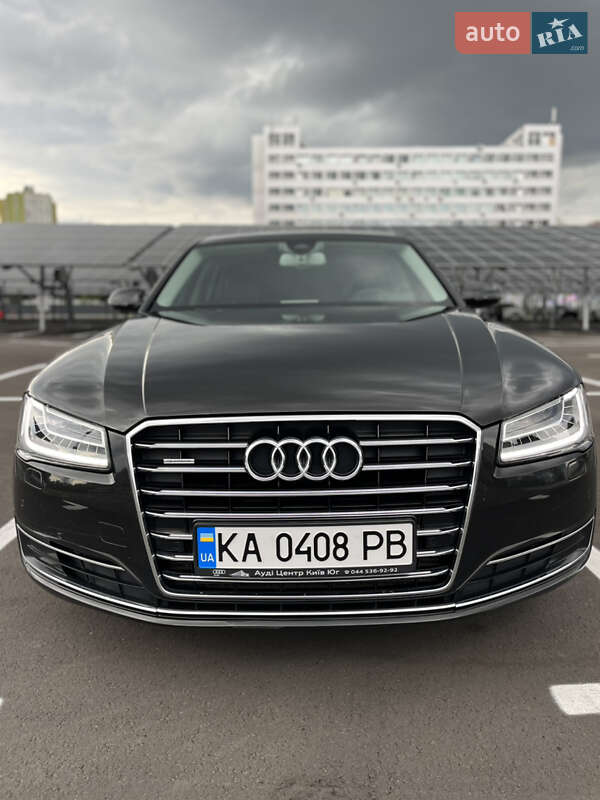 Седан Audi A8 2017 в Києві