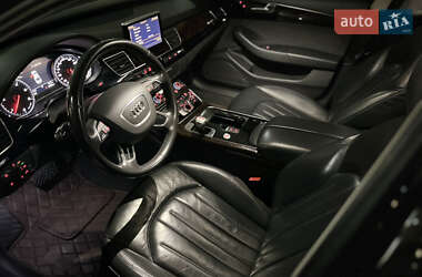 Седан Audi A8 2017 в Києві