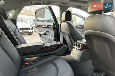 Седан Audi A8 2017 в 