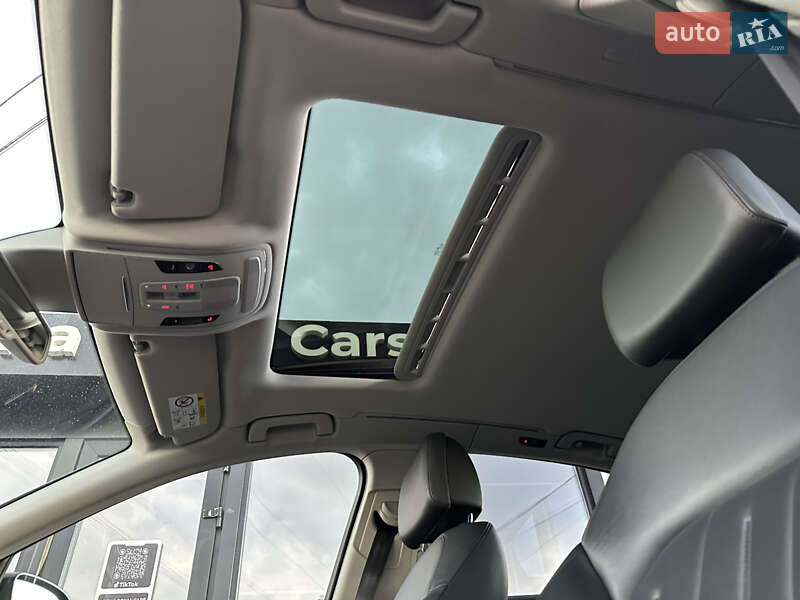 Седан Audi A8 2017 в Харькове