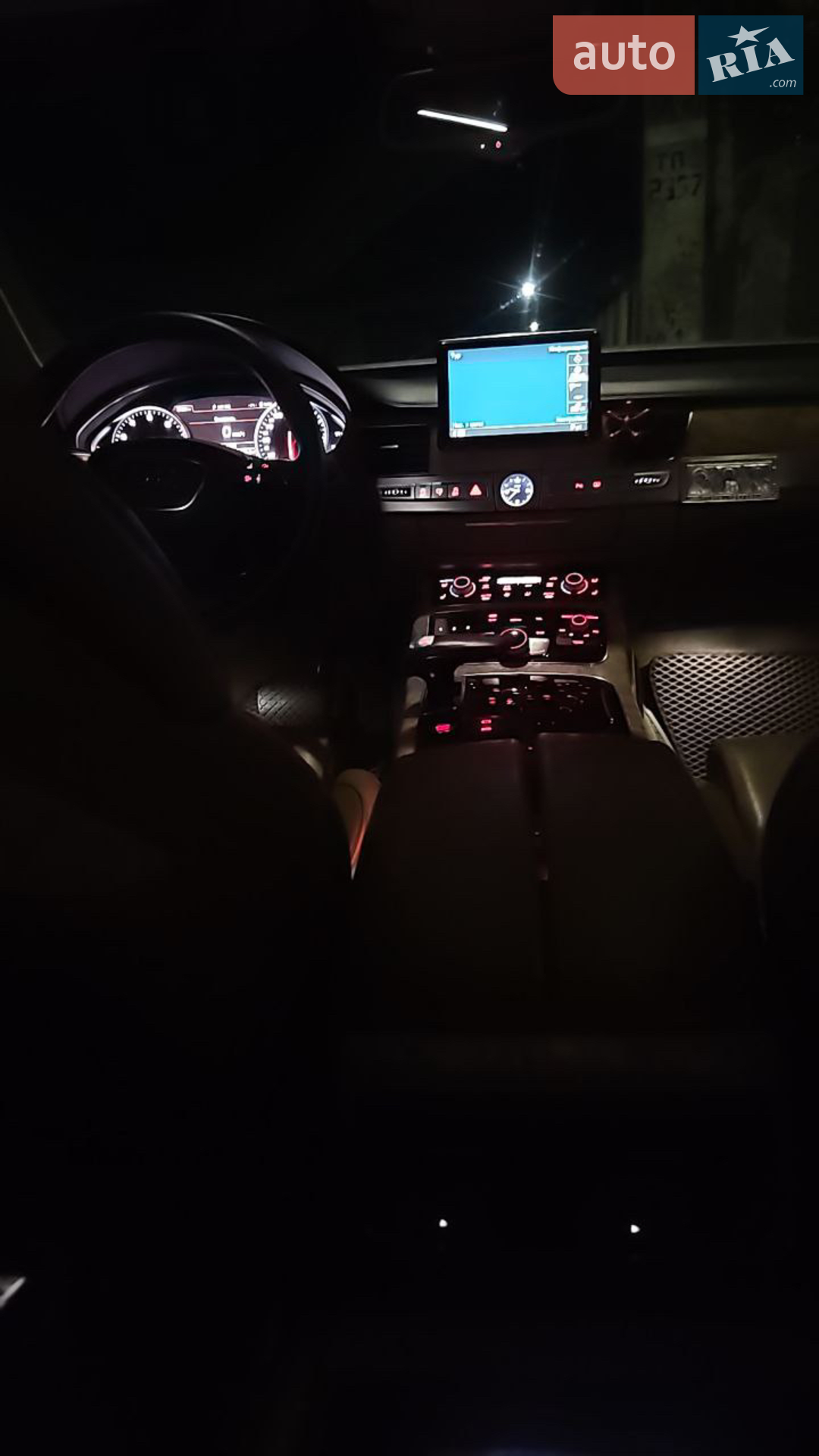 2013 Audi A8 - мініатюра 25