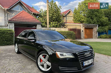 Седан Audi A8 2013 в 