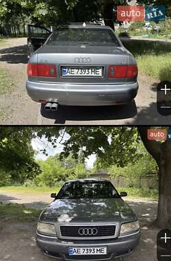 Седан Audi A8 1999 в Днепре