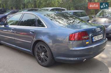 Седан Audi A8 2004 в 