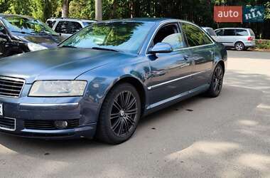 Седан Audi A8 2004 в Луцке