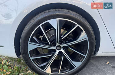 Седан Audi A8 2014 в 