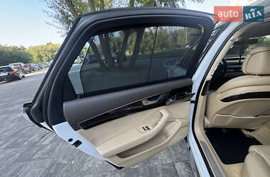 Седан Audi A8 2014 в 