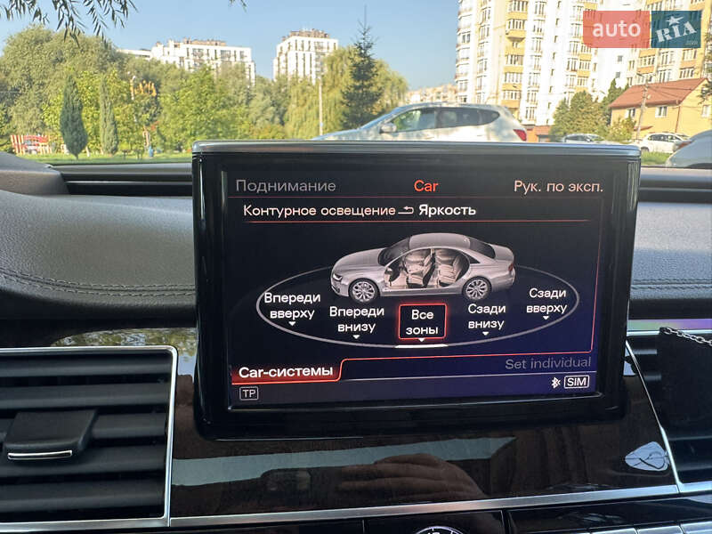 Седан Audi A8 2014 в Львове