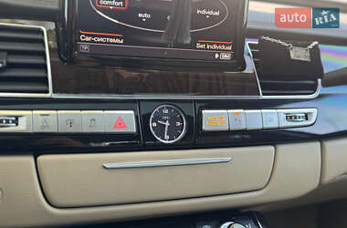 Седан Audi A8 2014 в 