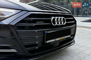 Седан Audi A8 2020 в 