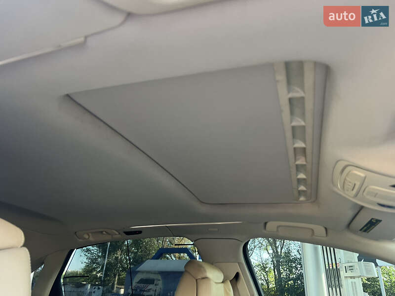 Седан Audi A8 2013 в Запоріжжі