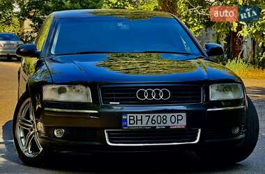 Седан Audi A8 2004 в 