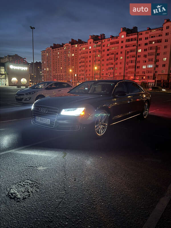 Седан Audi A8 2015 в Ивано-Франковске