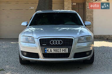 Седан Audi A8 2006 в 