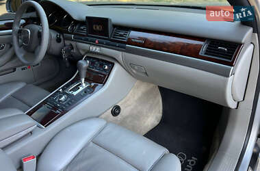 Седан Audi A8 2006 в 