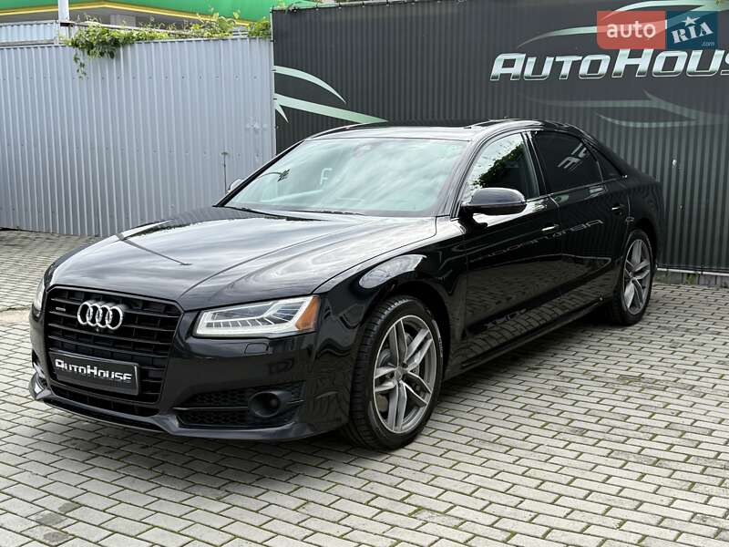 Седан Audi A8 2017 в Вінниці