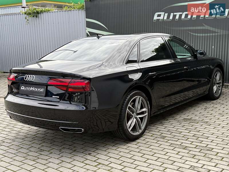 Седан Audi A8 2017 в Вінниці
