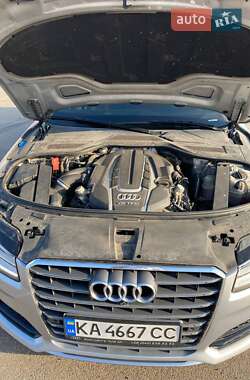Седан Audi A8 2015 в 