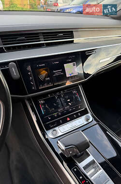 Седан Audi A8 2020 в 