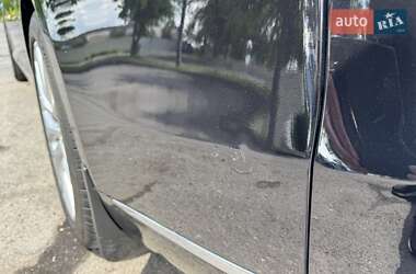 Седан Audi A8 2015 в 