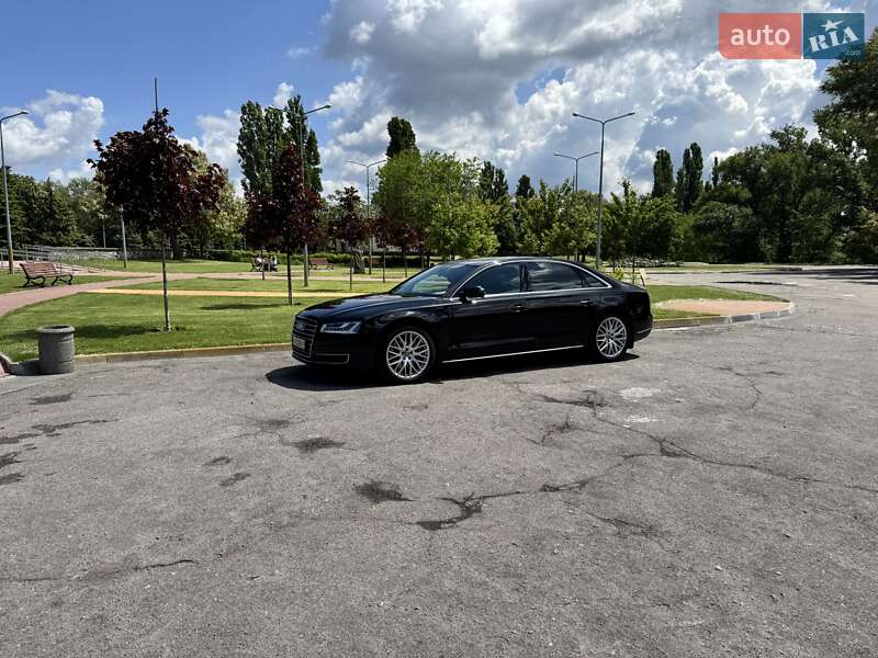 Седан Audi A8 2015 в Кременчуге фото 4 Седан Audi A8 2015 в Кременчуге